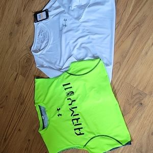 3/$10🦋Underarmor shirts